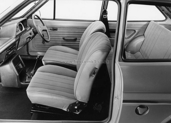 Fiesta MK1: Popular Plus Interior